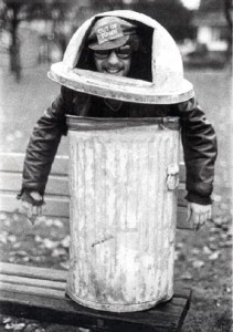 031609_garbage_can